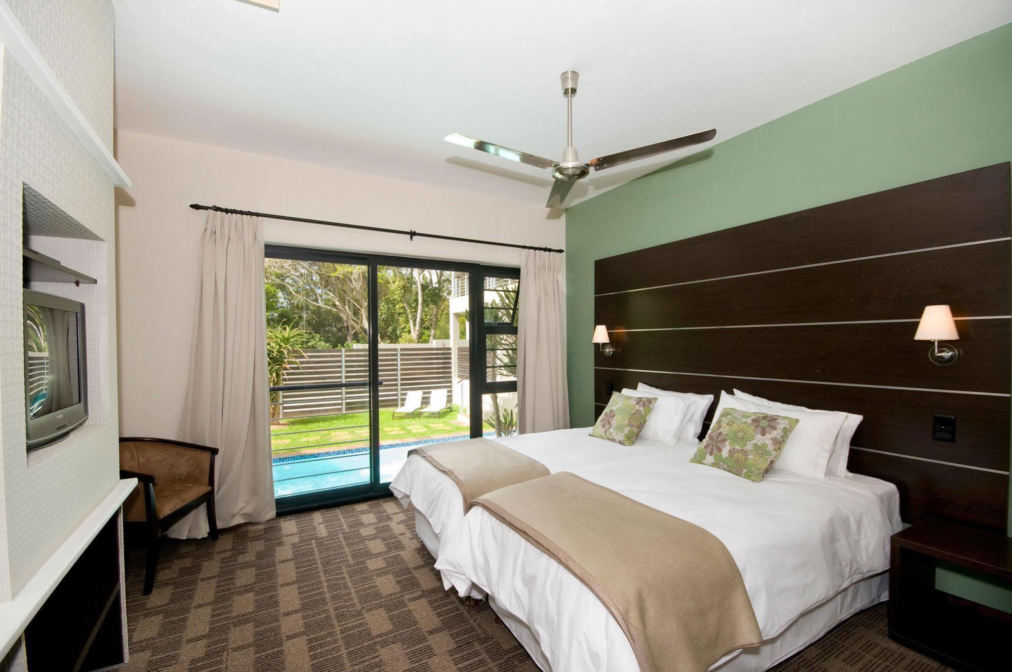 The Hub Boutique Hotel Port Elizabeth Extérieur photo